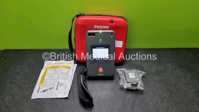 Philips FR3 Defibrillator (Powers Up) with 2 x Batteries (Install Before - 2024) with 2 x In Date Electorde Packs In Carry Case *SN C18H00511*