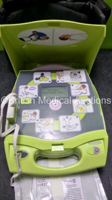 Zoll AED Plus Defibrillator (Powers Up) In Carry Case with 1 x Out of Date Electrode Pack - 2