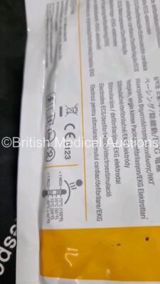 2 x Physio Control Lifepak CR Plus Defibrillators *Mfd 2015 / 2015* with 1 x Electrode Pads *Both in Date* and 2 x Res-Cue Masks in 2 x Carry Cases - 5