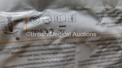 2 x Physio Control Lifepak CR Plus Defibrillators *Mfd 2016 / 2016* with 2 x Electrode Pads *Both in Date* 2 x Physio Control Defibrillator Bracket and 2 x Res-Cue Masks in 2 x Carry Cases - 5