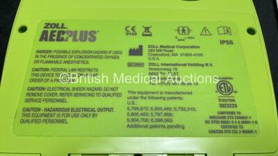 Zoll AED Plus Defibrillator with 1 x Electrode Pads *Expired 2023* in Carry Case (Powers Up) - 6