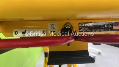 Stryker PowerPro XT XPS Motorized Ambulance Patient Stretcher *Mfd - 2016* with Mattress and Battery (Powers Up, Up and Down Function Tested Working, Hydraulic Ram Missing from Headsection) - 7