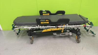 Ferno Pegasus Hydraulic Ambulance Stretcher with Mattress (Hydraulics Faulty)