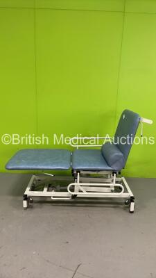 Huntleigh Hydraulic 3 Way Patient Examination Couch (Hydraulics Tested Working) *S/N 429965*