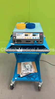 Valleylab Force FX 8CS Electrosurgical / Diathermy Unit on Stand with Dual Footswitch (Powers Up) *S/N S2D04694AX*