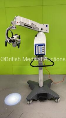 Zeiss OPMI Vario Dual Operated Surgical Microscope with 2 x f170 Binoculars, 2 x 12,5x Eyepieces and 2 x 10 Eyepieces on Zeiss S8 Stand (Powers Up with Good Bulb - Missing Dial - See Pictures)