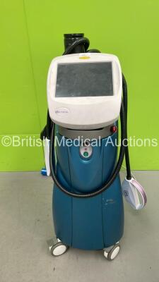 Lumenis IPL Quantum Laser with 2 x Treatment Heads - No Key (Unable to Power Test)