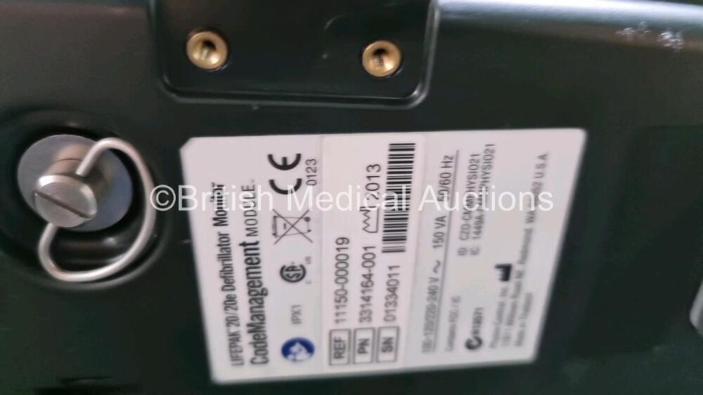 Medtronic Physio Control Lifepak 20e Defibrillator / Monitor (Powers Up ...