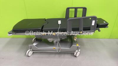 Anetic Aid QA4 Electric Day Surgery Table with Cushions and Controller (Powers Up)