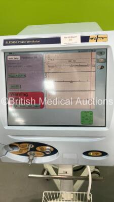 SLE5000 Infant Ventilator HFO TTV Plus Model E Software Version 5.0 on Stand with Hoses (Powers Up) * Mfd 2007 * - 2