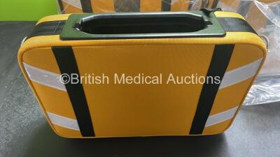 6 x Mindray AED Defibrillator Cases *Like New* **Stock Photo** - 4