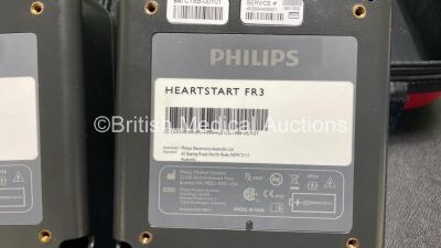 2 x Philips Heartstart FR3 Defibrillators (Both Power Up) In Carry Cases with 4 x Electrode Packs (All in Date) and 2 x Batteries (Install Before 2028 / 2028) *SN C18B-00101 / C18B-00113* - 8