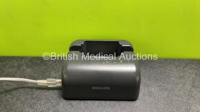 Philips REF 861394 Heartstart Battery Charger (Powers Up)