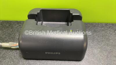 Philips REF 861394 Heartstart Battery Charger (Powers Up) - 2