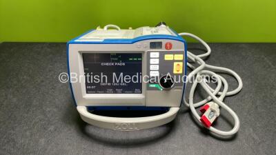 Zoll R Series Plus Defibrillator / Monitor (Powers Up) Including Pacer, ECG and Printer Options with 1 x Battery, 1 x Paddle Lead and Cable Management System *AF08K006087*