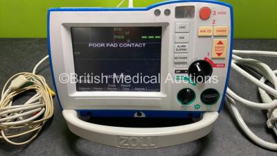 Zoll R Series ALS Defibrillator / Monitor (Powers Up) Including Pacer, ECG and Printer Options with 1 x Battery, 1 x Paddle Lead, 1 x ECG Lead and Cable Management System *AF08B003640* - 2