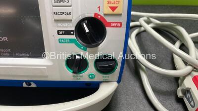 Zoll R Series ALS Defibrillator / Monitor (Powers Up) Including Pacer, ECG and Printer Options with 1 x Battery, 1 x Paddle Lead, 1 x ECG Lead and Cable Management System *AF08B003640* - 3