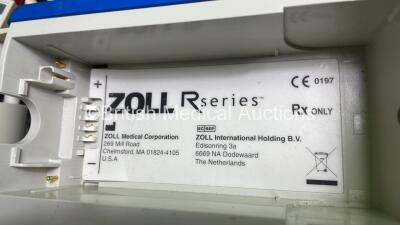 Zoll R Series ALS Defibrillator / Monitor (Powers Up) Including Pacer, ECG and Printer Options with 1 x Battery, 1 x Paddle Lead, 1 x ECG Lead and Cable Management System *AF08B003582* - 8