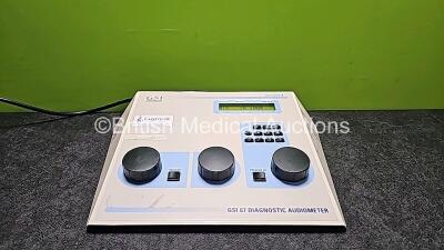 GSI 67 Diagnostic Audiometer Ver 6.27 (Powers Up)