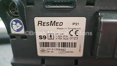 Job Lot Including 12 x ResMed S9 AutoSet CPAP Units (All Power Up and 2 x Damaged Casing - See Photos), 4 x Resmed H5i Humidifier Chambers and 12 x Power Supplies *SN 22151982965 / 22151408827 / 2215009742 / 23141204492 / 23131568118 / 22151009498 / 23111 - 10