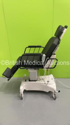 Steris ESDEYE00 Electric Patient Trolley - Damage to Brake Pedals - See Photo (Powers Up) *S/N ESD010870027*