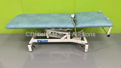 Swift Plinths Hydraulic Patient Examination Couch (Hydraulics Tested Working) *S/N NA*