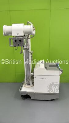 GE AMX 4 Plus IEC Mobile X-Ray Model No 2275938 (Powers Up with Key - Key Included - Damaged Handle - See Pictures) *S/N 1005751WK1* **Mfd 01/2006**