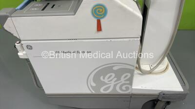 GE AMX 4 Plus IEC Mobile X-Ray Model No 2275938 (Powers Up with Key - Key Included - Damaged Handle - See Pictures) *S/N 1005751WK1* **Mfd 01/2006** - 10