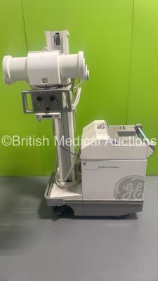 GE AMX 4 Plus IEC Mobile X-Ray System Model No 2275938 - Some Casing Damage - See Photo (Powers Up with Key - Key Included) *S/N 1006663WK7* **Mfd 02/2006**