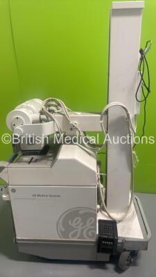 GE AMX 4 Plus IEC Mobile X-Ray System Model No 2275938 - Some Casing Damage - See Photo (Powers Up with Key - Key Included) *S/N 1006663WK7* **Mfd 02/2006** - 9