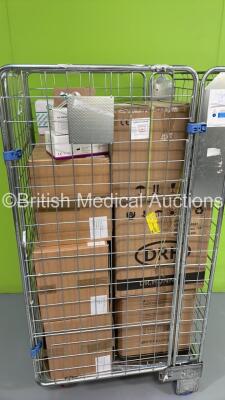 Cage of Mixed Consumables Including i-gel Supraglottic Airways, Face Masks and Scissors (Cage Not Included - Out of Date) - 2