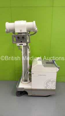 GE AMX 4 Plus IEC Mobile X-Ray Model No 2275938 (Powers Up with Donor Key - Key Not Included) *S/N 999953WK3* **Mfd 06/2005**