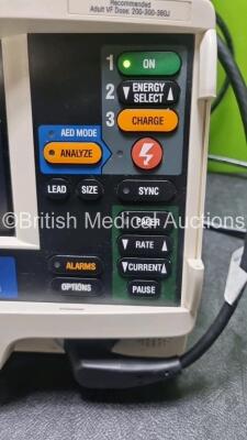 Physio Control Medtronic Lifepak 20e Defibrillator / Monitor *Mfd 2017* Ref 99507-000095 PN 3202487-361 (Powers Up, Slight Damage to Casing and Missing Door) Including Pacer, ECG and Printer Options with Paddle Lead and 3 Lead ECG Lead *SN 45543104* - 4