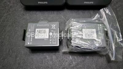 2 x Philips Heartstart FR3 Defibrillators (Both Power Up) In Carry Cases with 4 x Batteries *Install Before 2022 / 2027* - 3