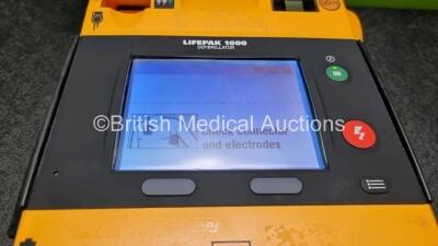 Medtronic Physio Control Lifepak 1000 Defibrillator *Mfd 2013* (Powers Up) *SN 41245153* - 3