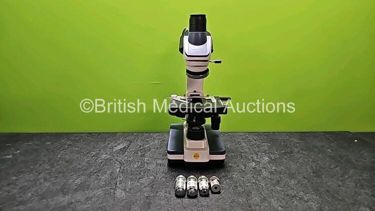 1 x Swift Trinocular Compound Lab Microscope (No Power) with 2 x WF25X Eyepieces and 4 x Optics Including 40/0.65, 10/0.25, 100/1.25 Oil and 4/0.10 *SN 1800547*