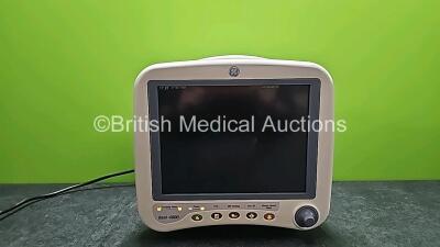 GE Dash 4000 Patient Monitor Including ECG, NBP, SpO2, BP1, BP2, Temp/CO and CO2 Options (Powers Up and Missing Batteries)*GH*