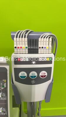 GE MAC 5500 ECG Machine on Stand with 10 Lead ECG Leads (Powers Up) *S/N SCD08071527PA* - 4