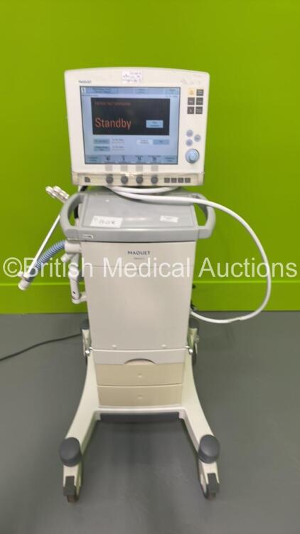 Maquet Servo-i Ventilator Model No 06487800 System Version v7.0 - System Software Version v7.00.01 - Total Operating Hours 86487 - with Hoses (Powers Up,