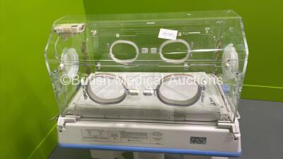 Hill-Rom Air-Shields Infant Incubator Version 2.18 with Mattress (Powers Up) *S/N PS07540* - 4