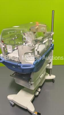 Drager Caleo Infant Incubator Version 2.11 with Mattress (Powers Up) - 5