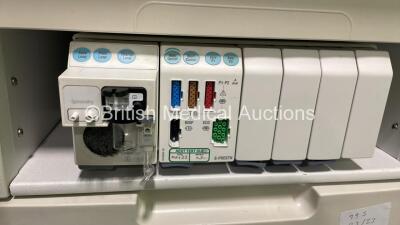 Datex-Ohmeda Aestiva/5 Anaesthesia Machine with Datex-Ohmeda Aestiva 7900 SmartVent Software Version 4.8 PSVPro with Datex-Ohmeda Anaesthesia Monitor, Datex-Ohmeda Module Rack with E-PRESTN Multiparameter Module with SPO2, T1-T2, P1-P2, NIBP and ECG Optio - 5