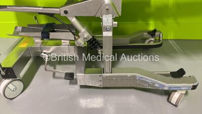 Maquet 1145.62A0 Operating Table with Cushions and Remote Control and Charger (Powers Up) *S/N 00283* **Mfd 2003** - 2