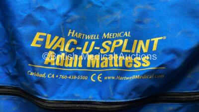 2 x Hartwell Medical Evac U Splint Adult Mattresses in Carry Bags - 3