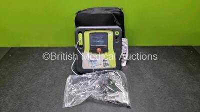 Zoll AED PRO Defibrillator (Powers Up with Stock Battery Stock Battery Not Included) and 1 x 3 Lead ECG Lead