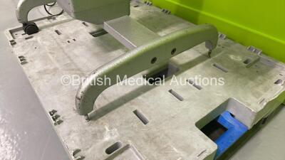 Haag Streit Bern Hydraulic Table with Chin Rest, 2 x 16x and 1 x 10x Eyepieces *100022829* - 3