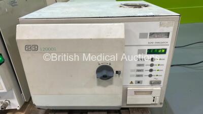 Eschmann SES 2000 Autoclave (Powers Up)