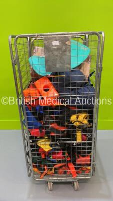 Mixed Cage Including Bags, Splints and Straps (Cage Not Included)