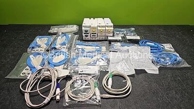 Job Lot Including 2 x Hamilton Medical CO2 Interface Modules 159136, 1 x Hamilton Medical CO2 & SpO2 Interface Module 159139, 1 x Hamilton Medical Aeroneb & SpO2 Interface Module 159149, 2 x Pediatric/Adult Airway Adapters Ref 7007-01 and Various Hamilton