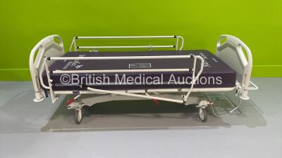 Park House Electric Hospital Bed with Mattress and Controller (Powers Up) *LP*